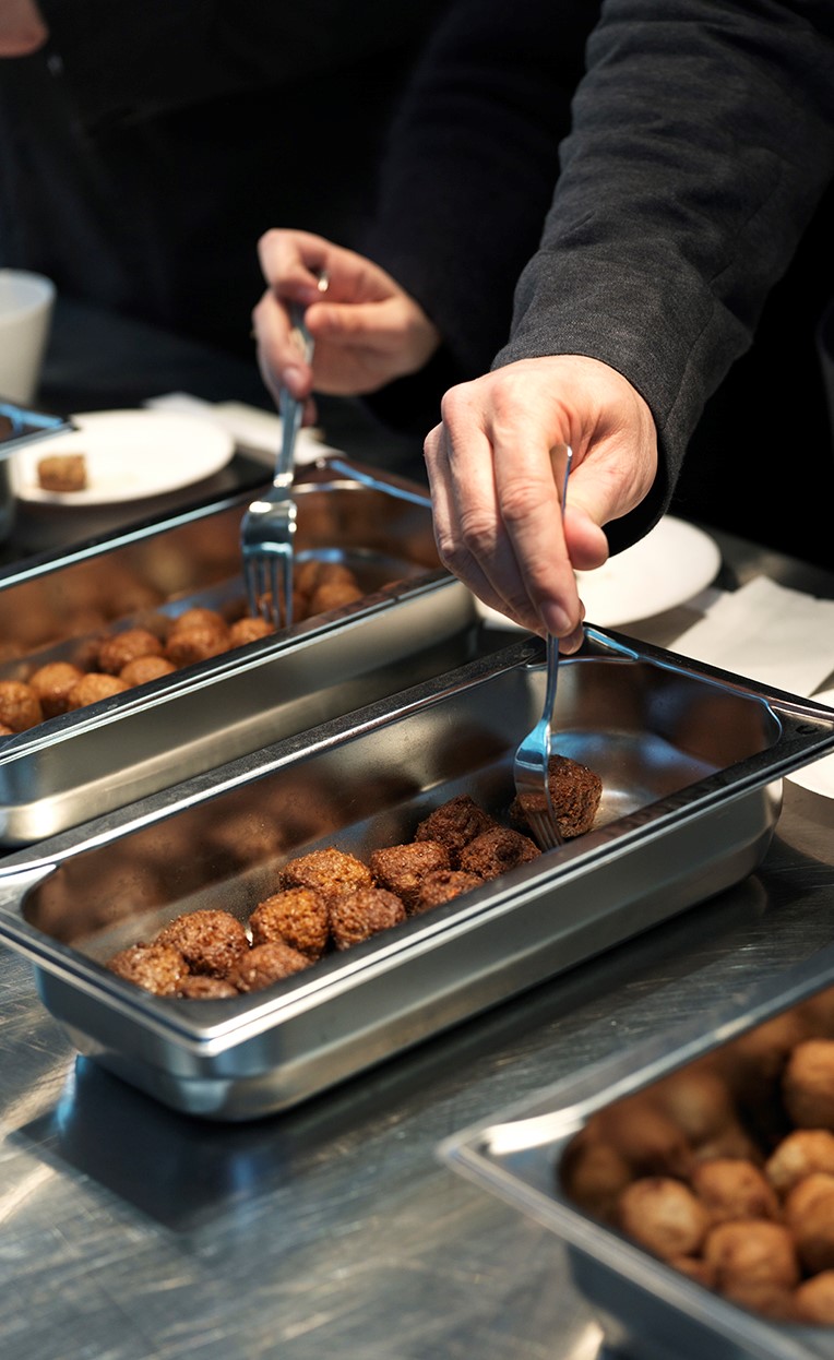 Köttfria köttbullar i kantiner