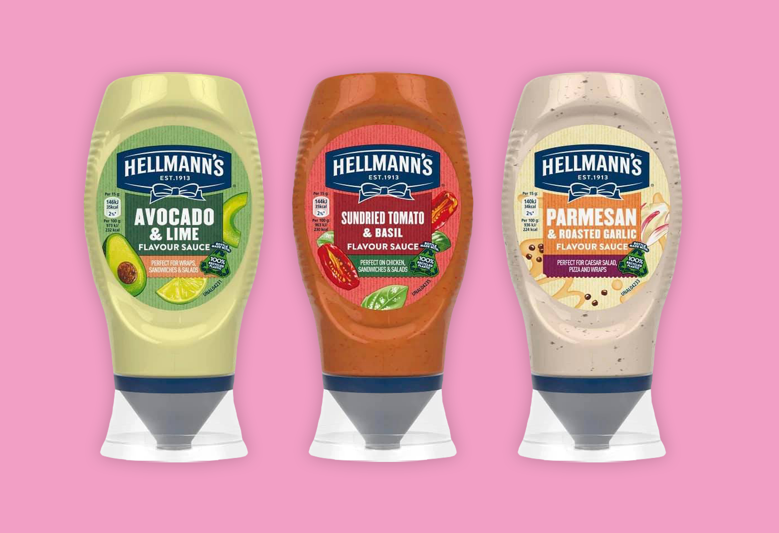 Foto: Hellmann's Tre nya, veganska såser från Hellmann's, på rad mot rosa bakrgund.