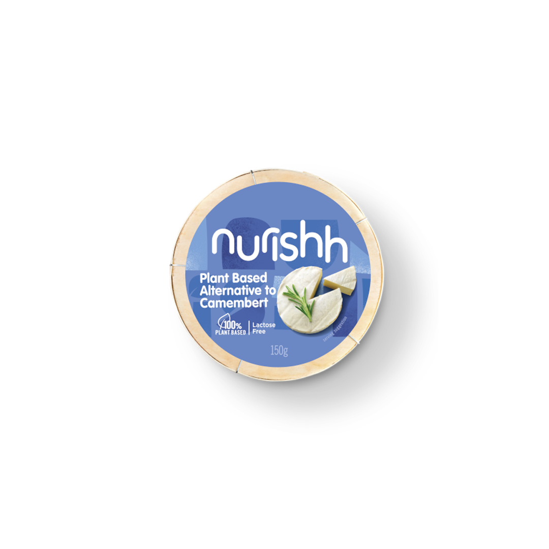 En vegansk ost mot en vit bakgrund