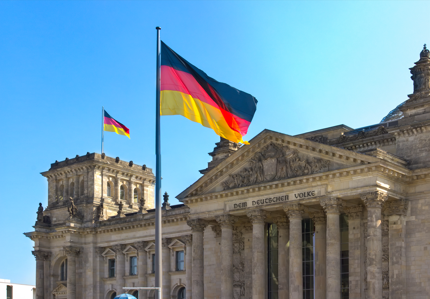 Foto: Vladislav Gajic/Shutterstock Riksdagshuset i Berlin, Tyskland