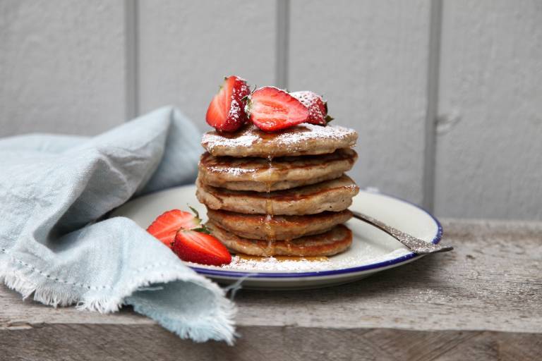 Bovetepannkakor på ett fat 