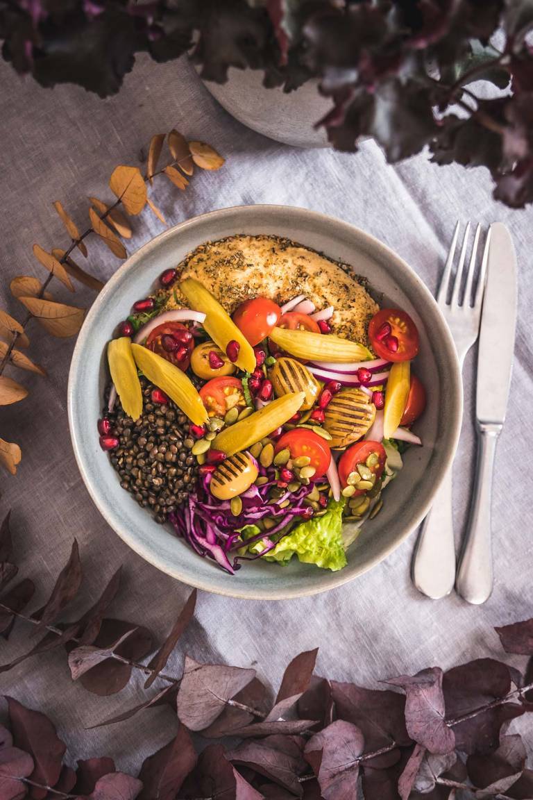 Vegansk hummus bowl