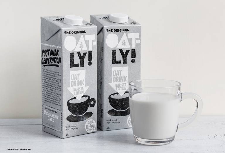 två förpackningar oatly