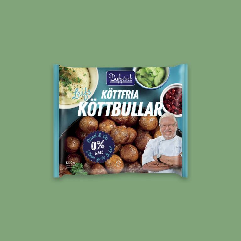 en påse veganska köttbullar mot en grön bakgrund