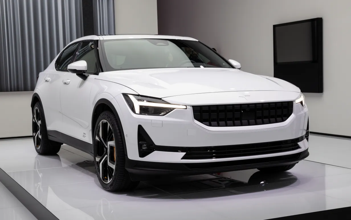 Vit elbil modell Polestar 2.