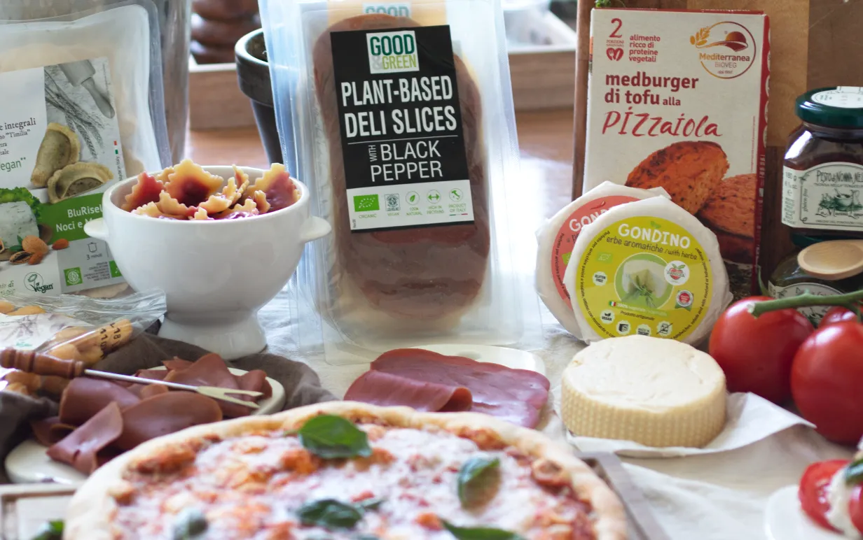 Olika veganska och italienska delikatesser