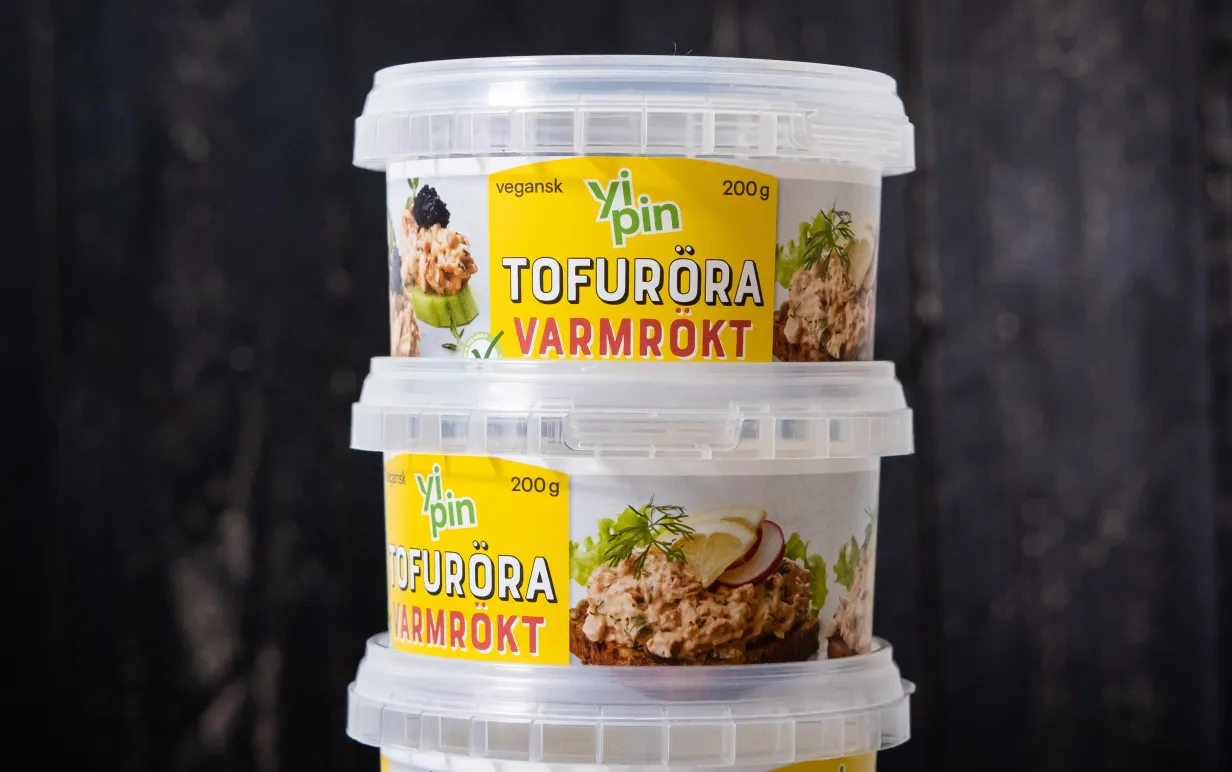 tre förpackningar yipin varmrökt