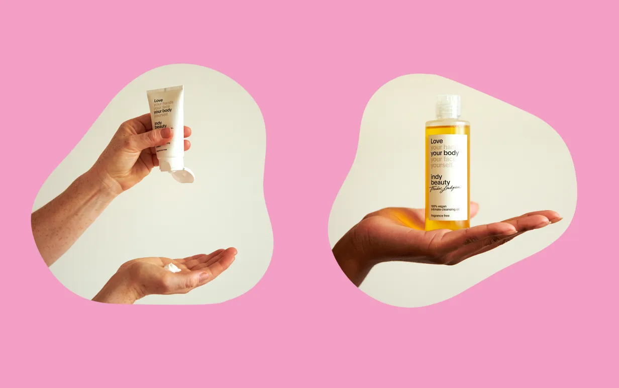 Ett foto med en hand som klämmer ut kräm ur en tub i en annan hand samt ett till foto där en hand håller en olja, båda foton är mot en rosa bakgrund.