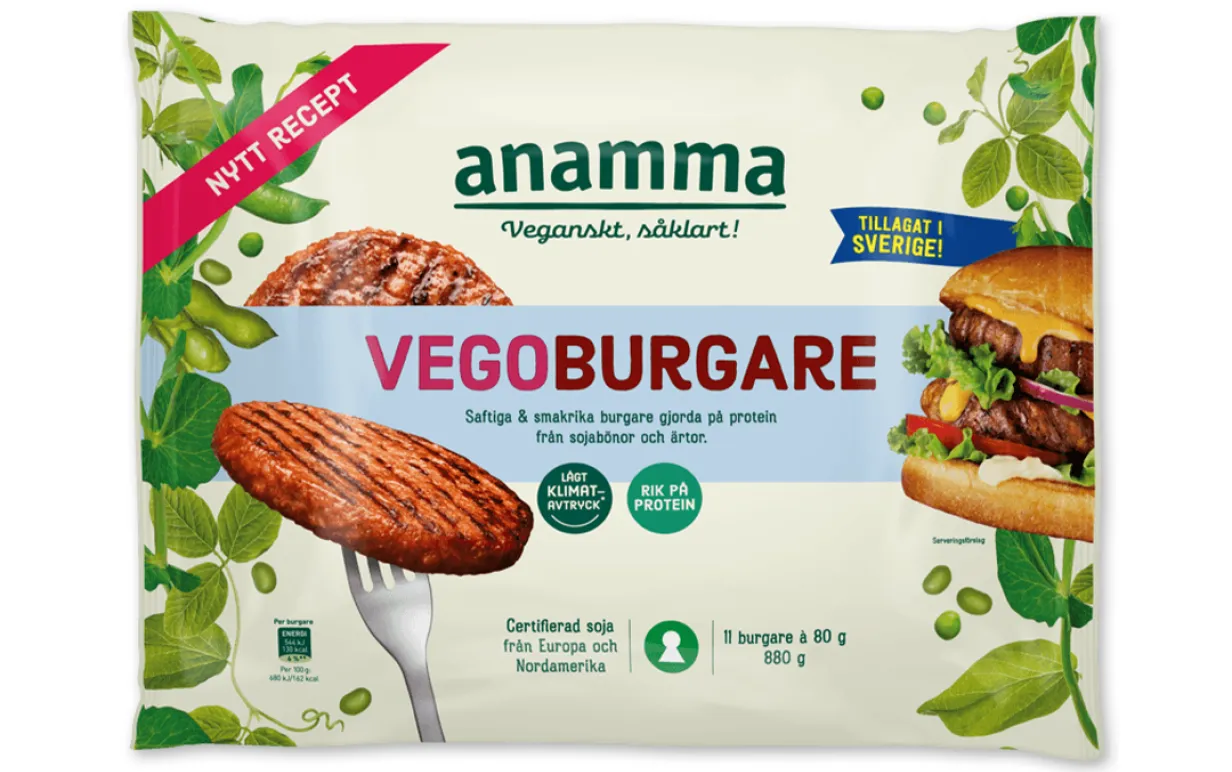 En förpackning hamburgare mot en vit bakgrund