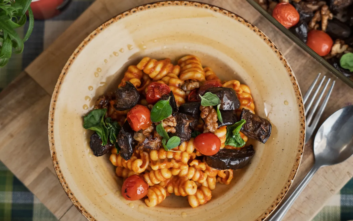 Balsamico-aubergine &amp; valnötsragu