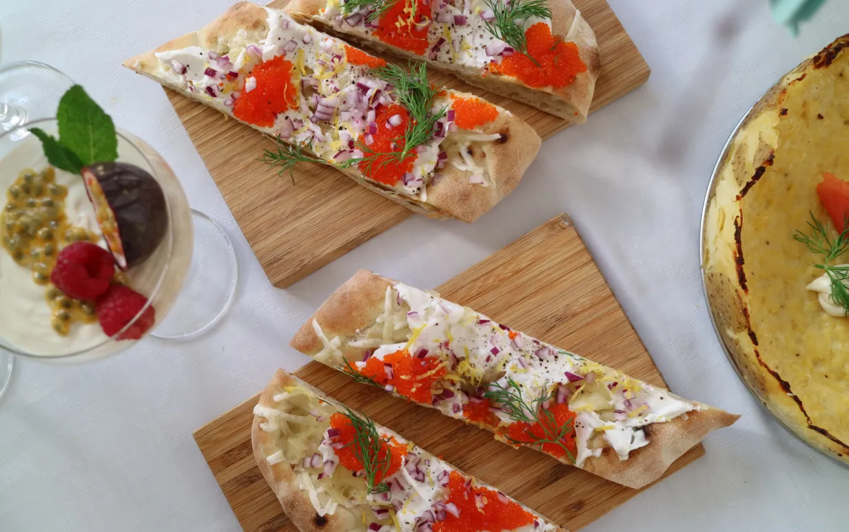 Vegansk Pinsa med tångcaviar