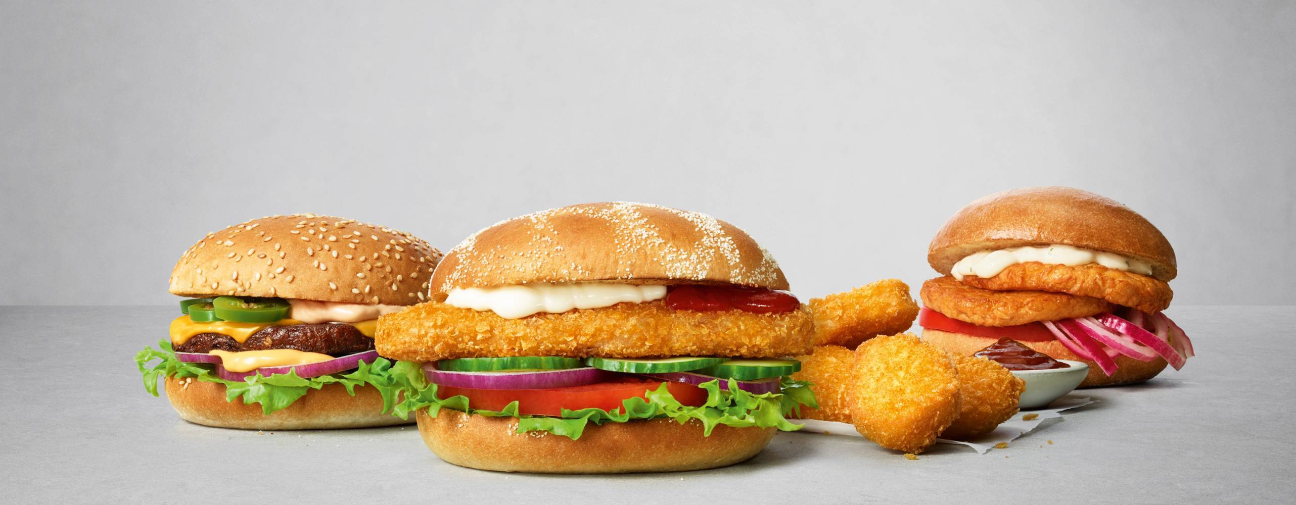 Tre veganska burgare och nuggets från Max.