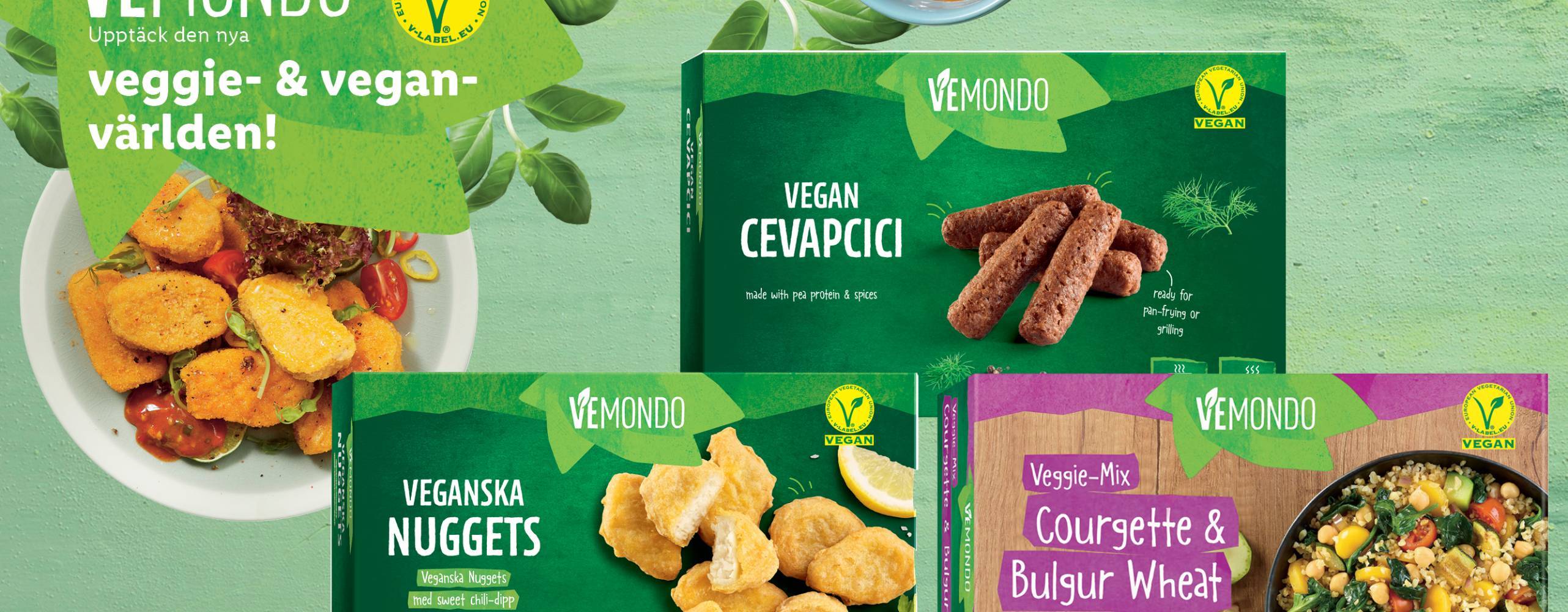 Foto: Lidl Sverige Veganska produkter från Vemonod/Lidl i förpackning, mot grön bakgrund med texten "Upptäck den nya veggie- och veganvärlden!"