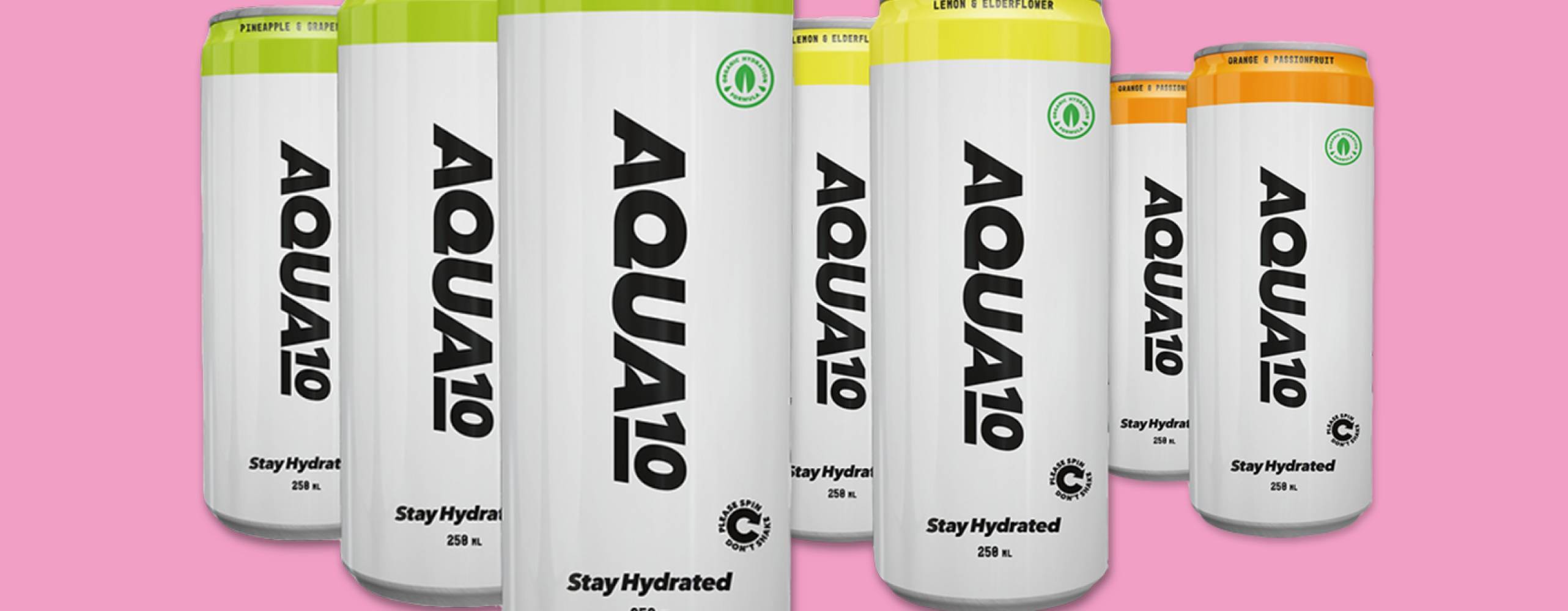 Produktfoto: Aqua10 Klosyrade vätskeersättningar från Aqua10 i tre olika smaker, mot rosa bakgrund.