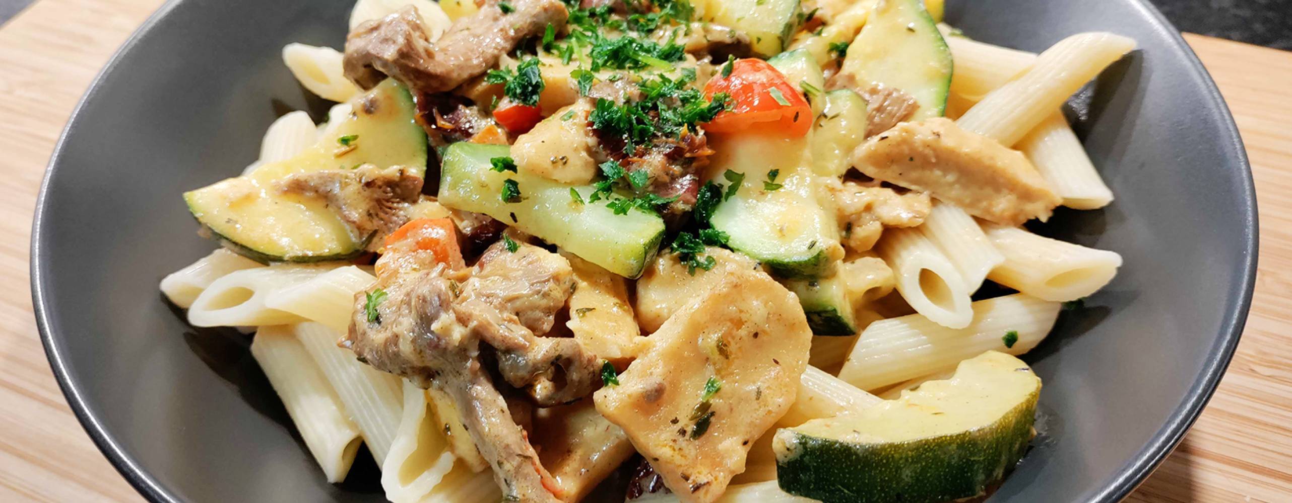 Foto: Matilda Andersson / Djurens Rätt Vegansk kyckling- och kantarellpasta
