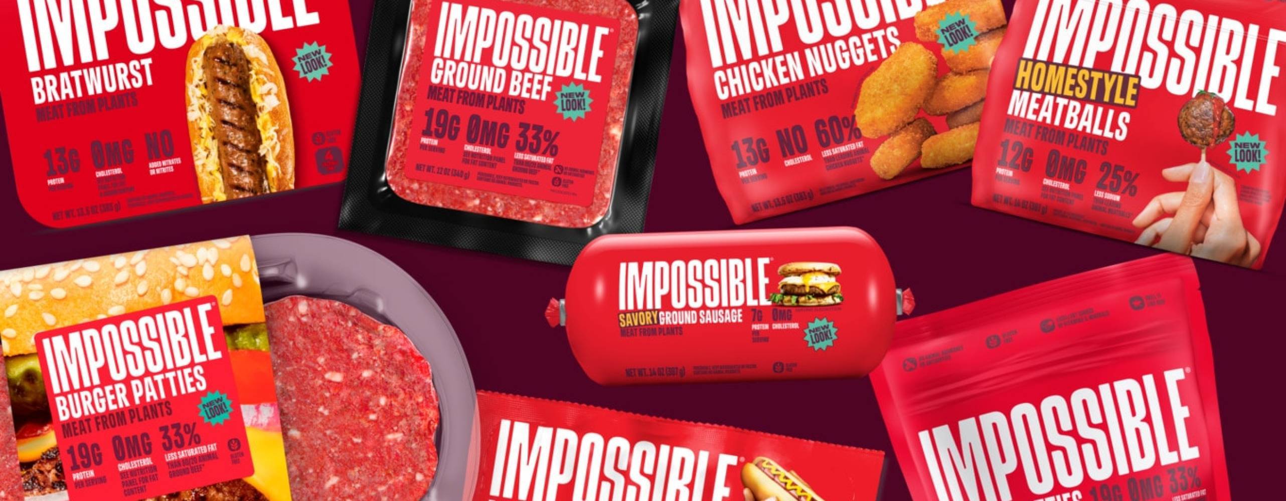 Flera röda förpackningar av växtbaserade produkter som ligger huller om buller.